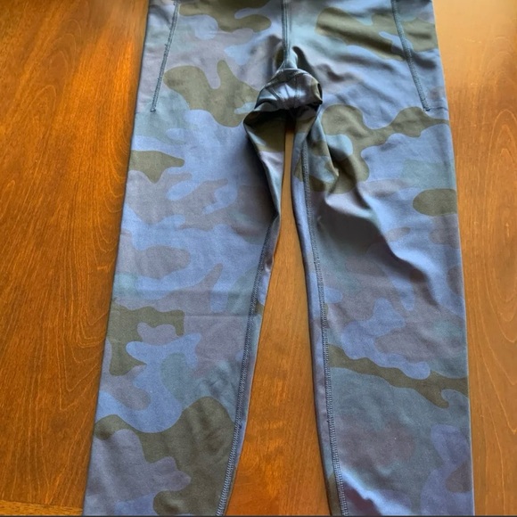 GapFit high rise recycled power 7/8 leggings - Picture 5 of 10